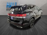 Used 2024 Volkswagen Atlas SE w/ Panoramic Sunroof Package image 6
