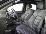 New 2026 Porsche Macan GTS image 5