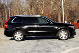 Used 2020 Volvo XC90 T6 Momentum image 2