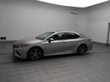 Used 2020 Toyota Camry SE image 2