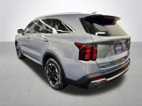 Used 2024 Kia Sorento S image 3