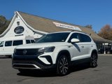 Used 2023 Volkswagen Taos SE image 2