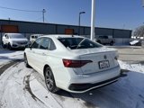 Used 2023 Volkswagen Jetta SE image 3