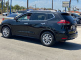 Used 2020 Nissan Rogue SV image 4