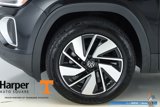 Used 2024 Volkswagen Atlas SE w/ Panoramic Sunroof Package image 5