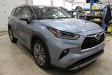 Used 2021 Toyota Highlander Platinum image 2