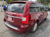 Used 2014 Chrysler Town & Country Touring image 5