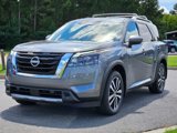 New 2025 Nissan Pathfinder Platinum image 3