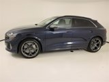 New 2025 Audi RS Q8 performance image 2