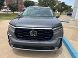 Used 2025 Honda Pilot Elite image 3