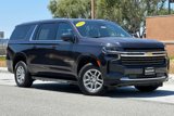Used 2023 Chevrolet Suburban LT image 2