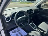 Used 2025 Hyundai Venue Limited image 3