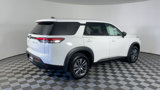 New 2025 Nissan Pathfinder S image 4