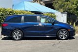 Used 2024 Honda Odyssey Touring image 3