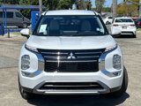 New 2025 Mitsubishi Outlander SE image 2
