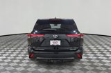 Used 2022 Toyota Highlander XLE image 5