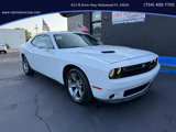 Used 2016 Dodge Challenger SXT image 3