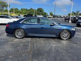 Used 2017 Lincoln Continental Select w/ Technology Package image 2