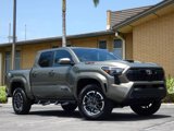 Used 2025 Toyota Tacoma TRD Sport image 5