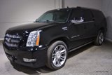 Used 2013 Cadillac Escalade ESV Premium image 2