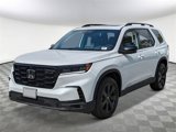 New 2025 Honda Pilot Black Edition image 5