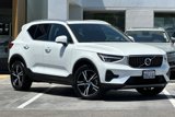 Certified 2025 Volvo XC40 B5 Core image 2
