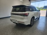 New 2026 INFINITI QX80 Luxe image 5
