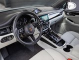 Used 2024 Porsche Macan image 4