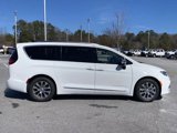 New 2025 Chrysler Pacifica Pinnacle image 3