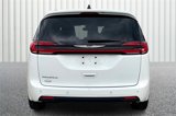 Used 2023 Chrysler Pacifica Touring-L image 4