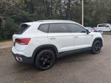 Used 2022 Volkswagen Taos SEL w/ Panoramic Sunroof Package image 5
