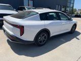 Certified 2025 Kia K4 LXS image 3