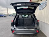 Used 2020 Toyota Highlander XLE image 5