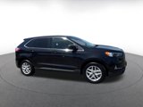 Used 2024 Ford Edge SEL image 2