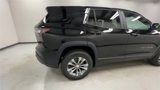 New 2026 Chevrolet Equinox LT w/ Convenience Package II image 2