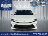 Used 2025 Toyota Camry SE image 2