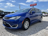 Used 2019 Chrysler Pacifica Touring Plus w/ Advanced Safetytec Group image 2