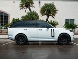 Used 2023 Land Rover Range Rover SE image 2