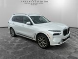 Used 2024 BMW X7 xDrive40i image 3