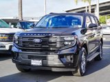 New 2025 Ford Expedition Active image 3