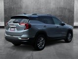 Used 2024 GMC Terrain SLT image 5