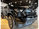 Used 2025 Toyota Tacoma TRD Sport image 6