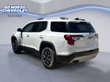 Used 2023 GMC Acadia SLE w/ Driver Convenience Package image 3