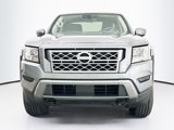 Used 2024 Nissan Frontier SV image 2