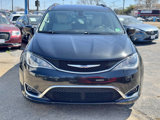Used 2018 Chrysler Pacifica Touring-L image 3