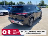 New 2025 Nissan Pathfinder SL image 5