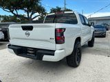 Used 2022 Nissan Frontier SV image 4