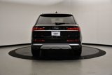Certified 2025 Audi Q7 2.0T Premium w/ Convenience Package image 4