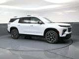 New 2026 Chevrolet Traverse High Country image 2