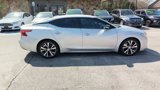 Used 2017 Nissan Maxima 3.5 SV w/ Interior Lighting Package image 6